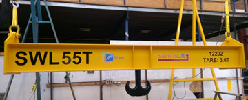 55 tonne tandam lifting beam with rams horn hook.