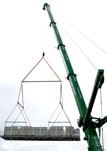 SectionLift 7 beam lifting array carrying out a complex lift