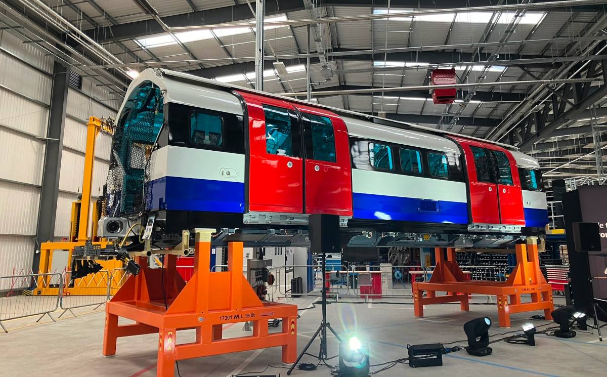 Piccadilly Line Tube Train Supported On Sectionlift Manufacturing Stands